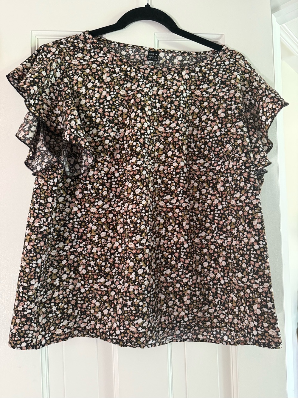 SHEIN Floral Ruffle Sleeve Blouse Women’s XL Black Pink White Cottagecore